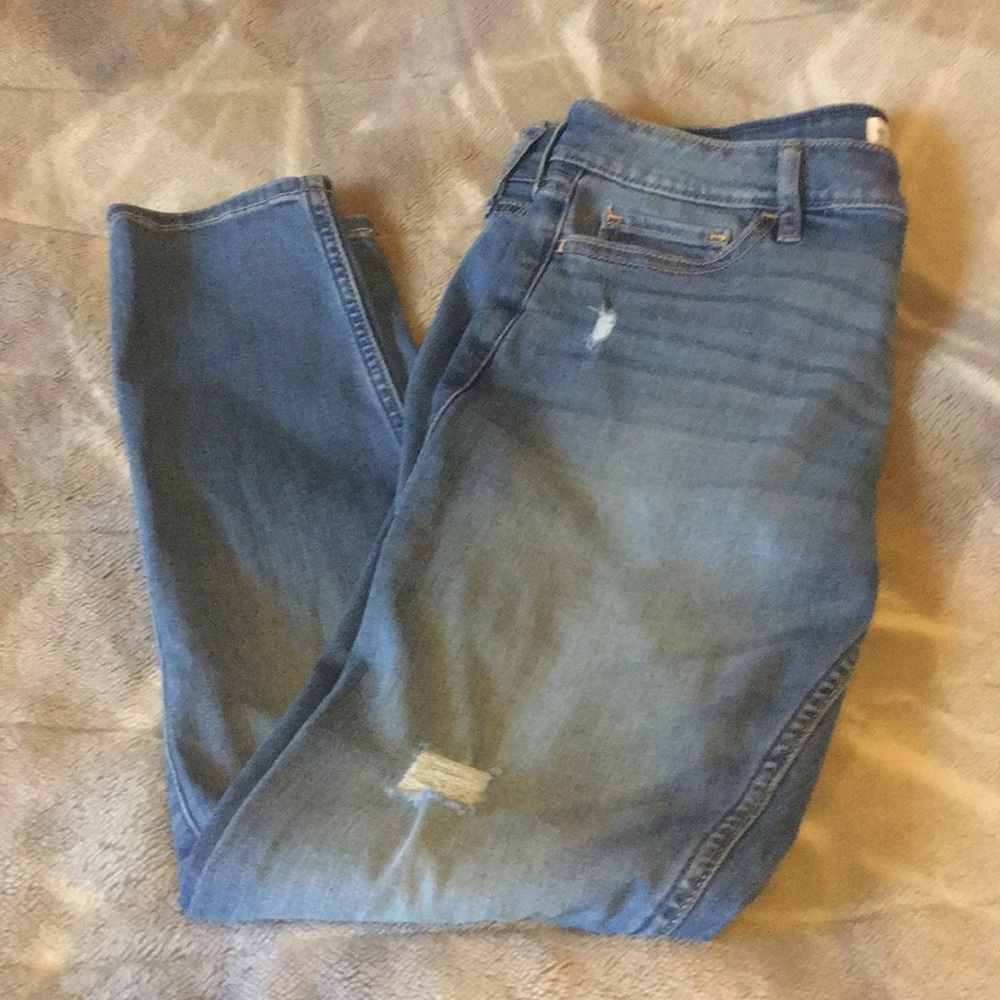Sale!🐥 29/28 HOLLISTER super skinny jeans